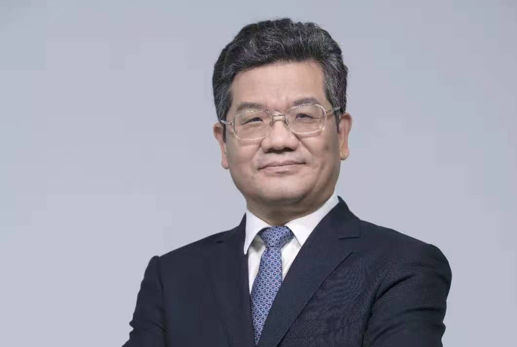 全國政協(xié)委員、中國稅務(wù)學(xué)會副會長 張連起